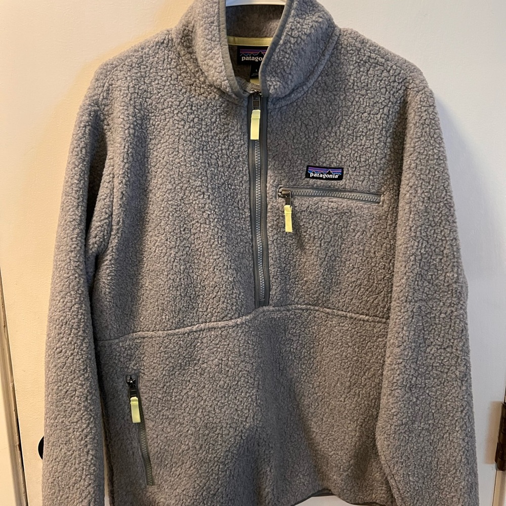 Patagonia Gray Fleece Jacket with Yellow Accent